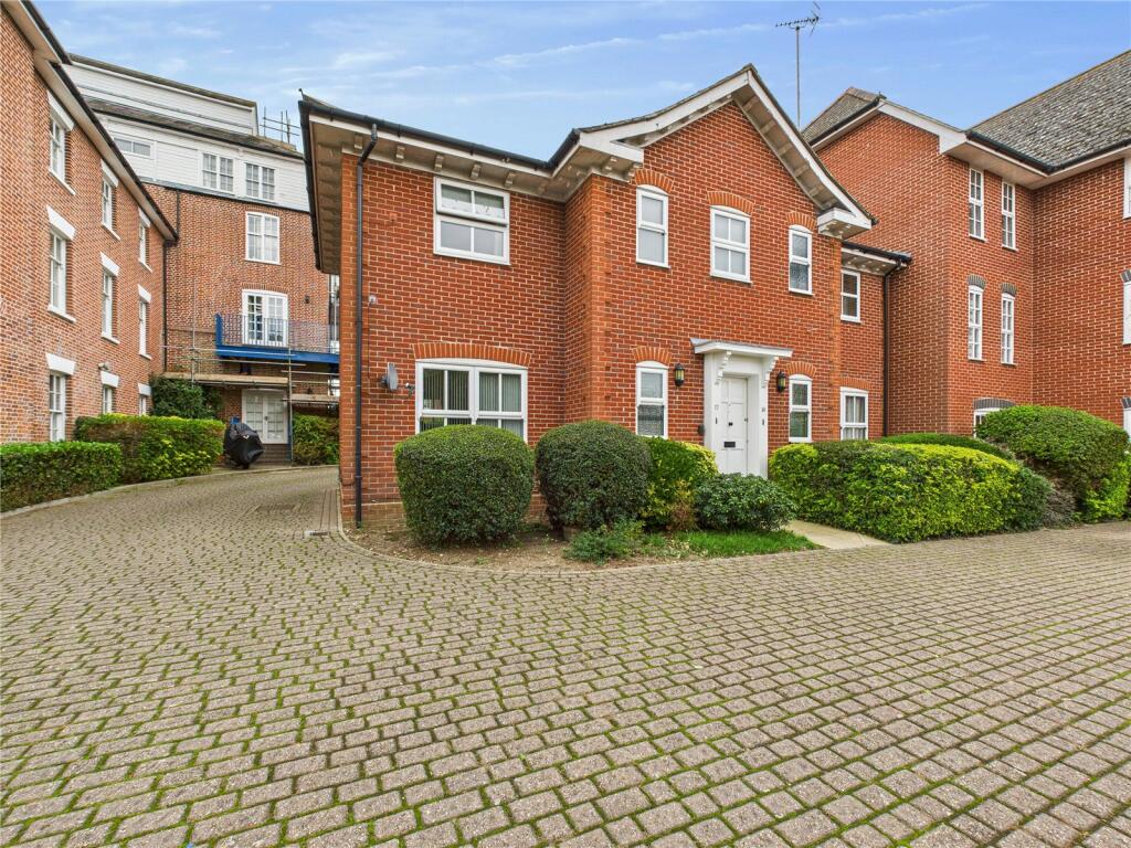 Main image of property: Colchester Road, West Bergholt, Colchester, Essex, CO6