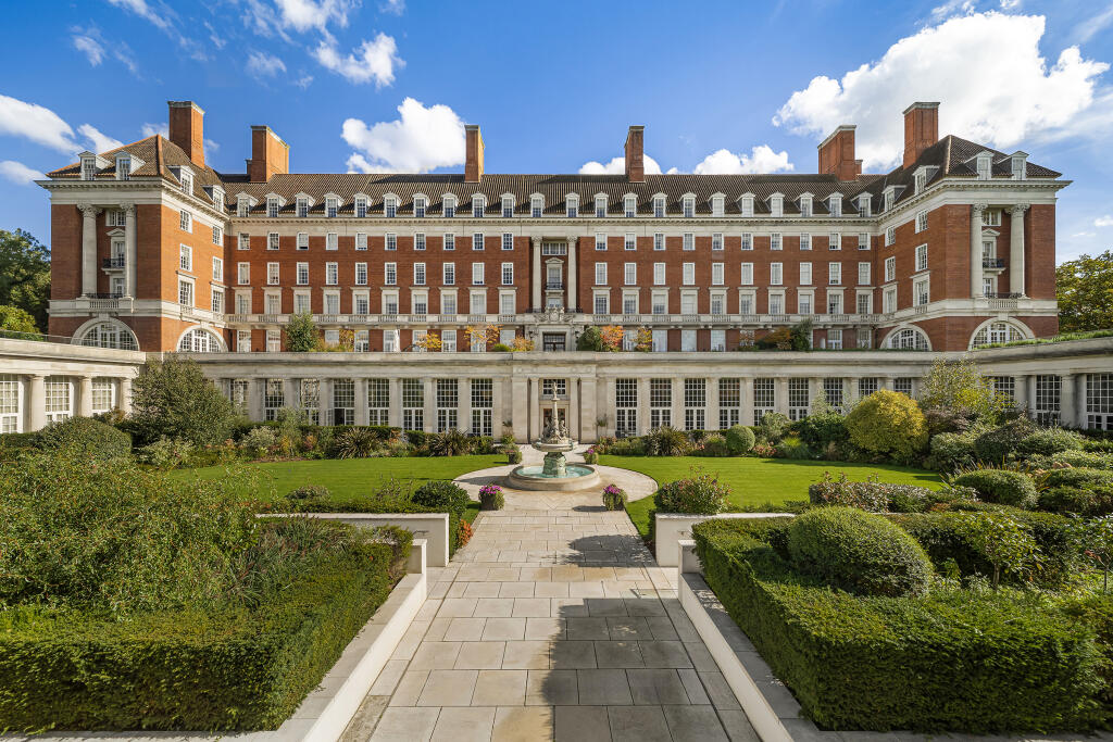 Main image of property: Star & Garter House, Richmond Hill, Richmond, TW10, United Kingdom