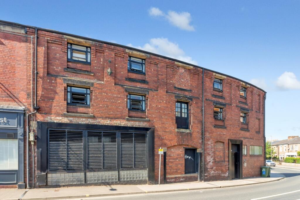 Main image of property: 1 Holgate Road, York, North Yorkshire, YO24 4AA