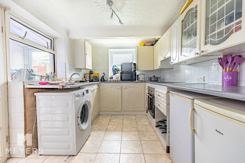 Additional image 3 of Garfield Avenue, Bournemouth, BH1 4