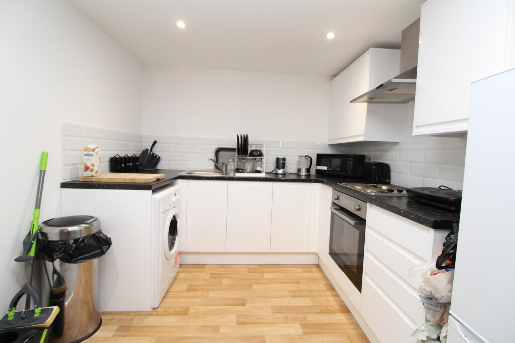 Widmore Road, Bromley, BR1 photo 5