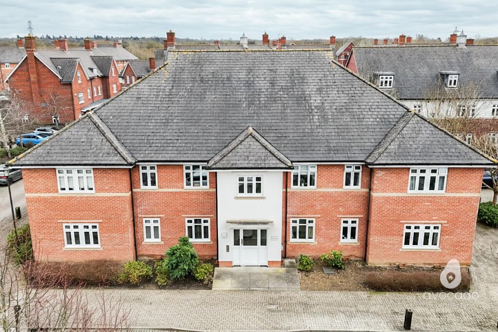 Gabriels Square, Lower Earley, RG6 - View 2