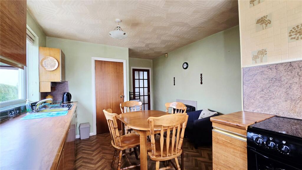Priory Lane, Holyhead, Isle of Anglesey, LL65 photo 4