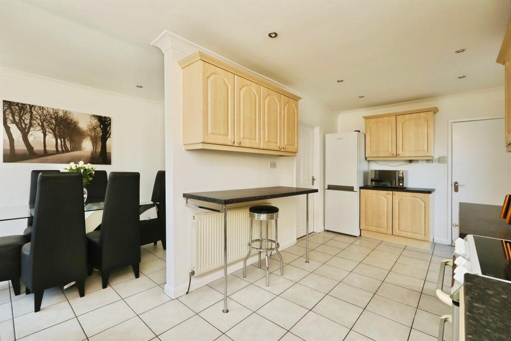 House in Doncaster - View 5