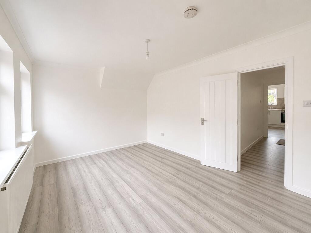 House in London - View 5