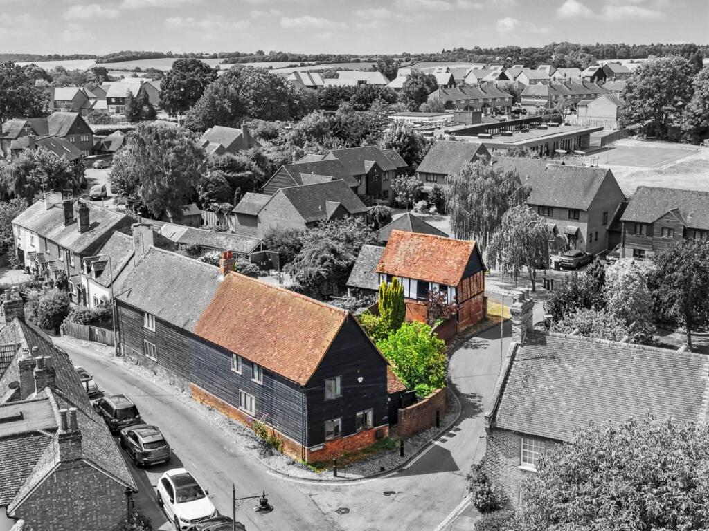 House in Stevenage - View 2