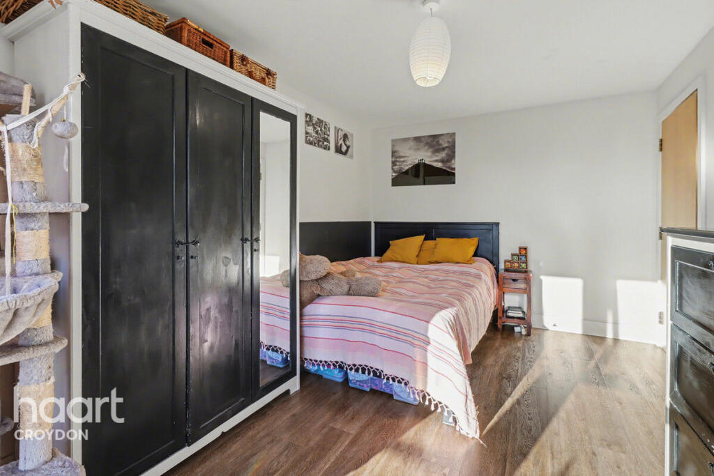 Main image of property: London Road, Croydon