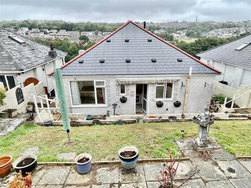 House in Plymouth - View 4