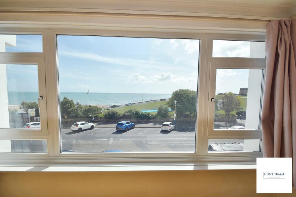 King Edwards Parade, Eastbourne photo 3
