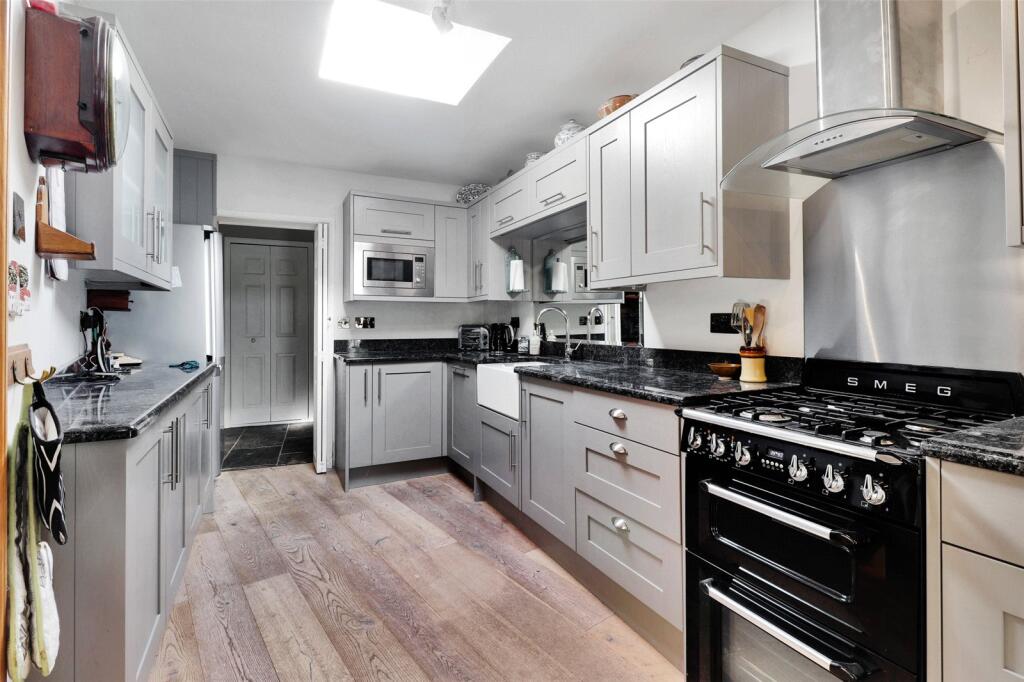 House in Tonbridge - View 4