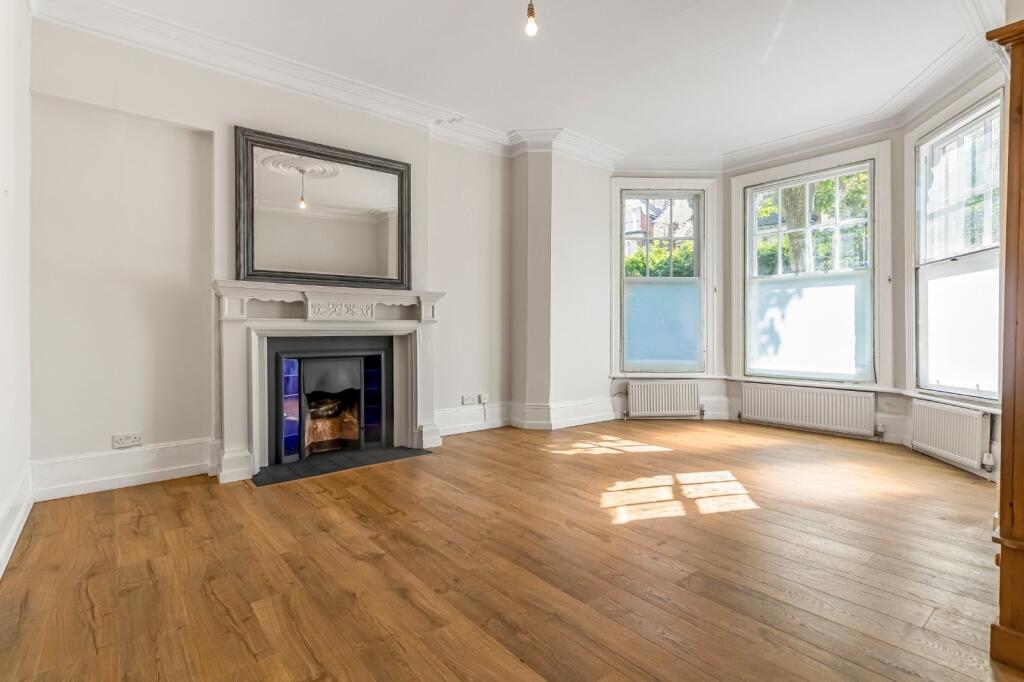 House in London, Fortis Green, Muswell Hill - View 4