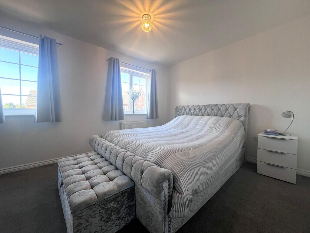 House in Fenland, Chatteris - More