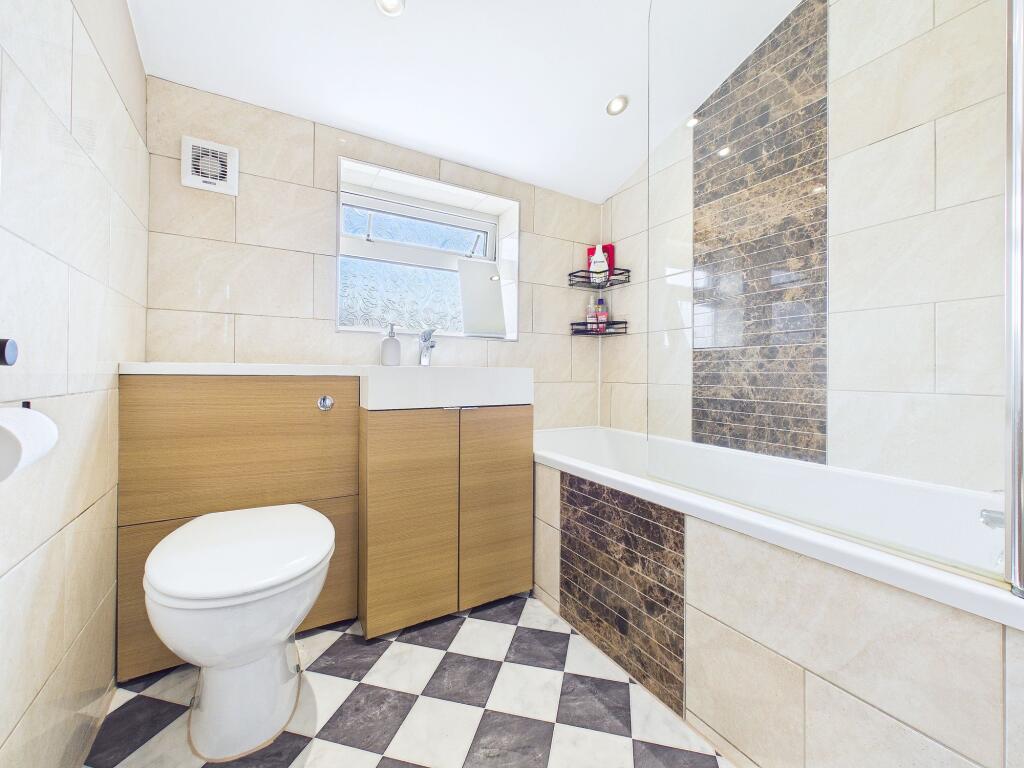 House in Sheffield - View 3