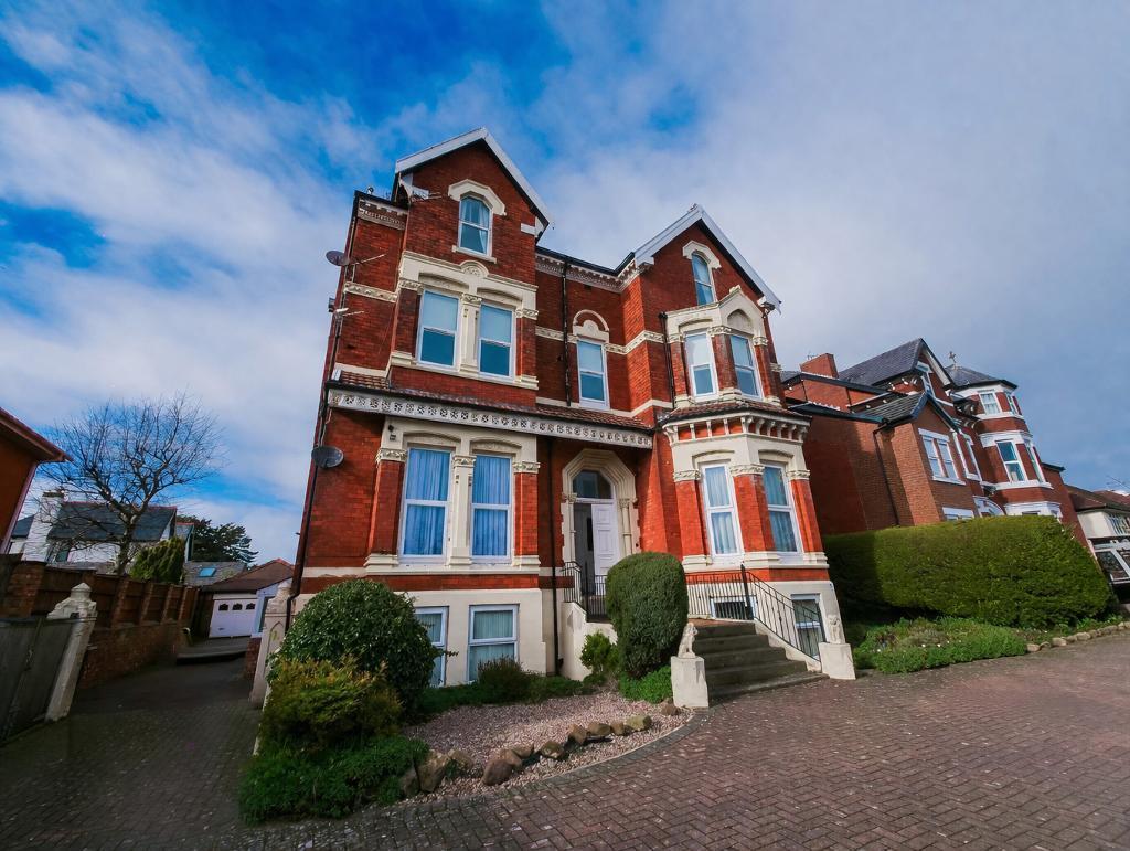 Main image of property: Rawlinson Road, Hesketh Park, Southport, Merseyside, PR9 9LU