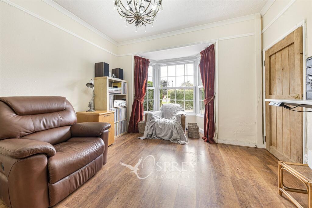 House in Huntingdonshire, Yaxley - More