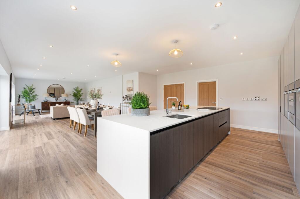 House in Preston - More