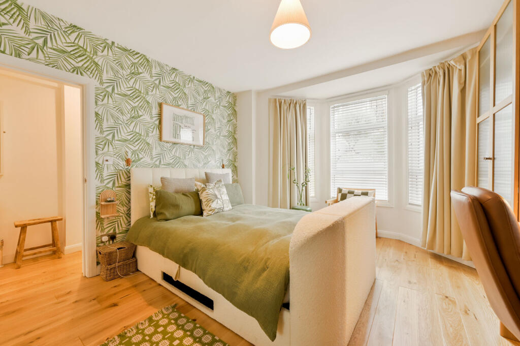 Apartment in London - View 4