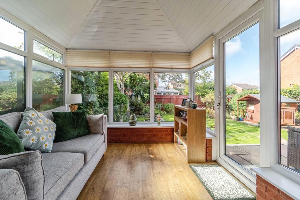 House in South Staffordshire, Essington - View 5