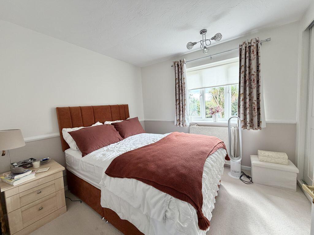 House in Eastleigh, Fair Oak and Horton Heath - View 5