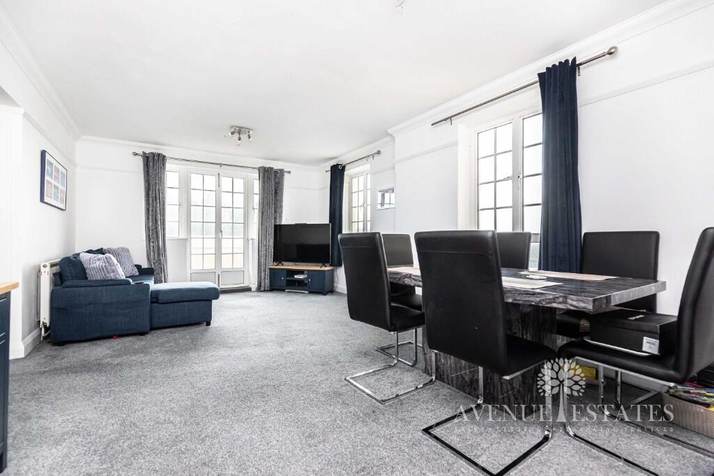 Apartment in Bournemouth - View 3