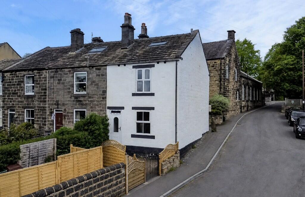 Main image of property: Cragg Terrace, Horsforth, LS18
