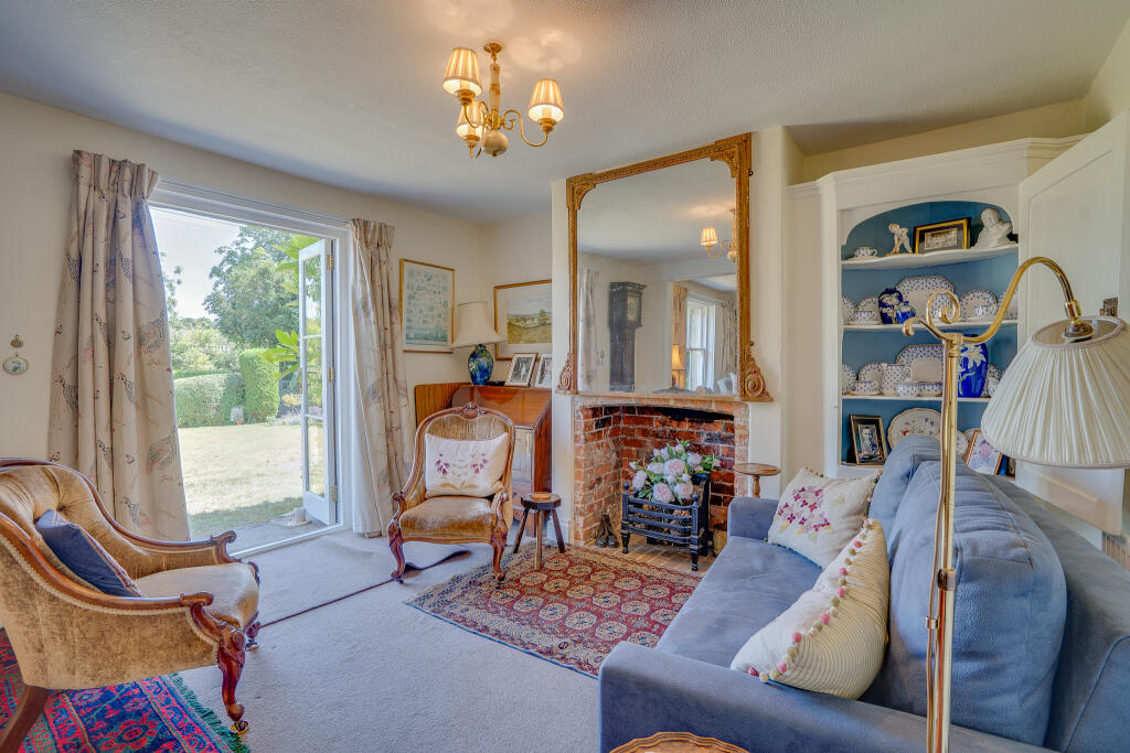 Botley Road, Fair Oak, Hampshire photo 4