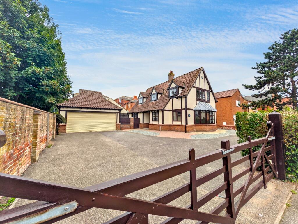 Main image of property: St. Andrews Drive, Skegness, PE25