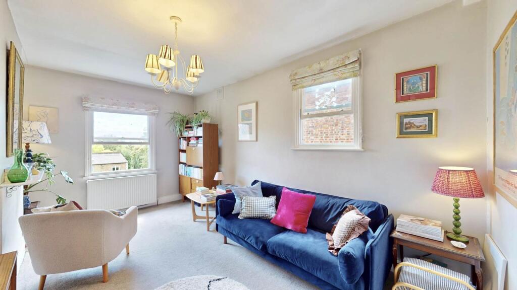 Apartment in London - View 3