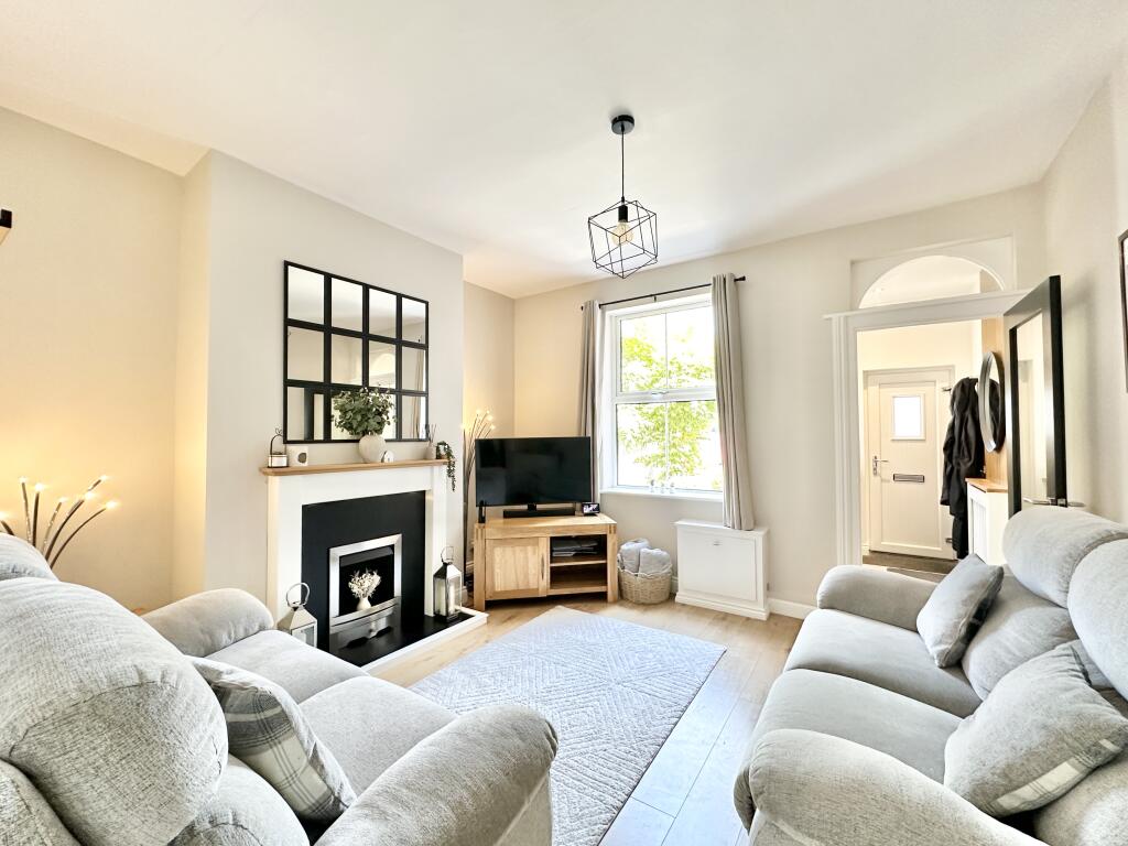 Buckfast Road, Sale, Trafford photo 4