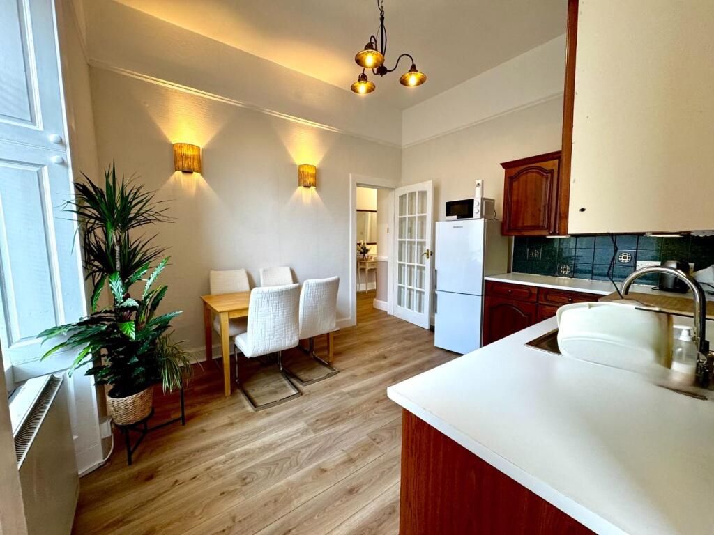 Apartment in Kilmarnock - More