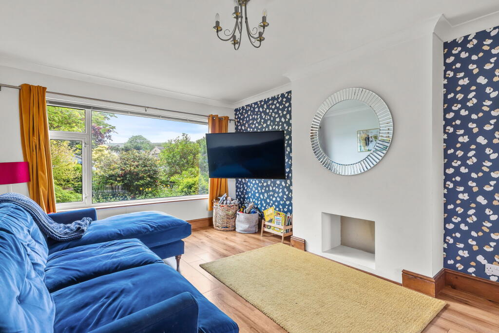House in Cross Hills, Glusburn and Cross Hills - View 3