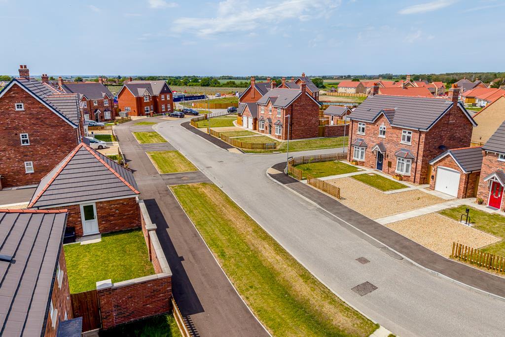 House in Lincoln - View 5