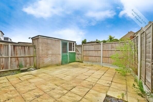 House in Southend-on-Sea - View 4
