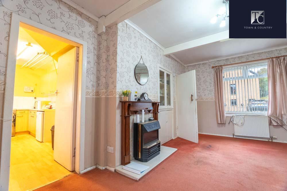 8, The Loaning, Kirkintilloch, G66 4AF photo 4