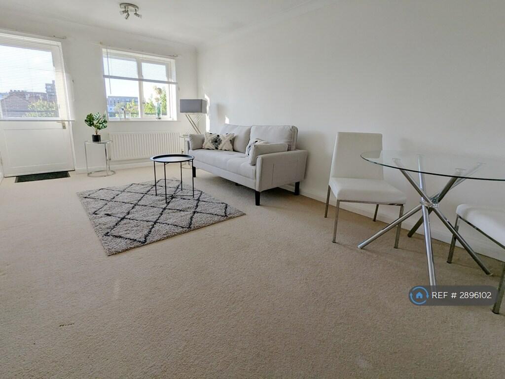 Main image of property: Cedars House, Maidenhead, SL6