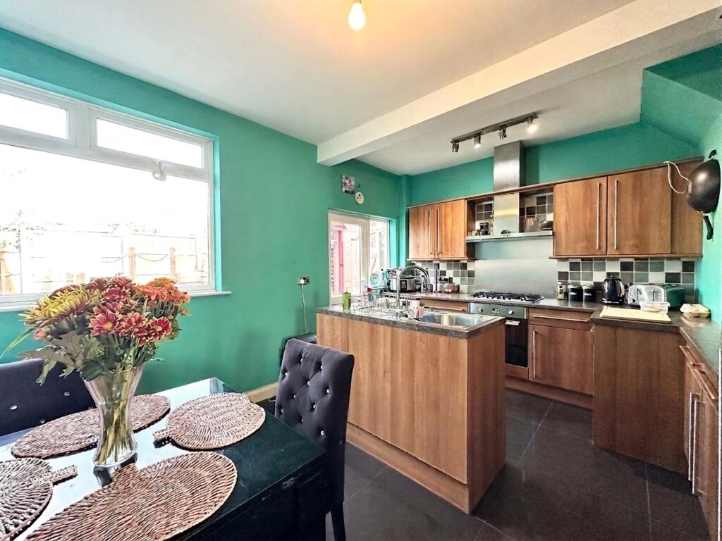 House in Leicester - View 2