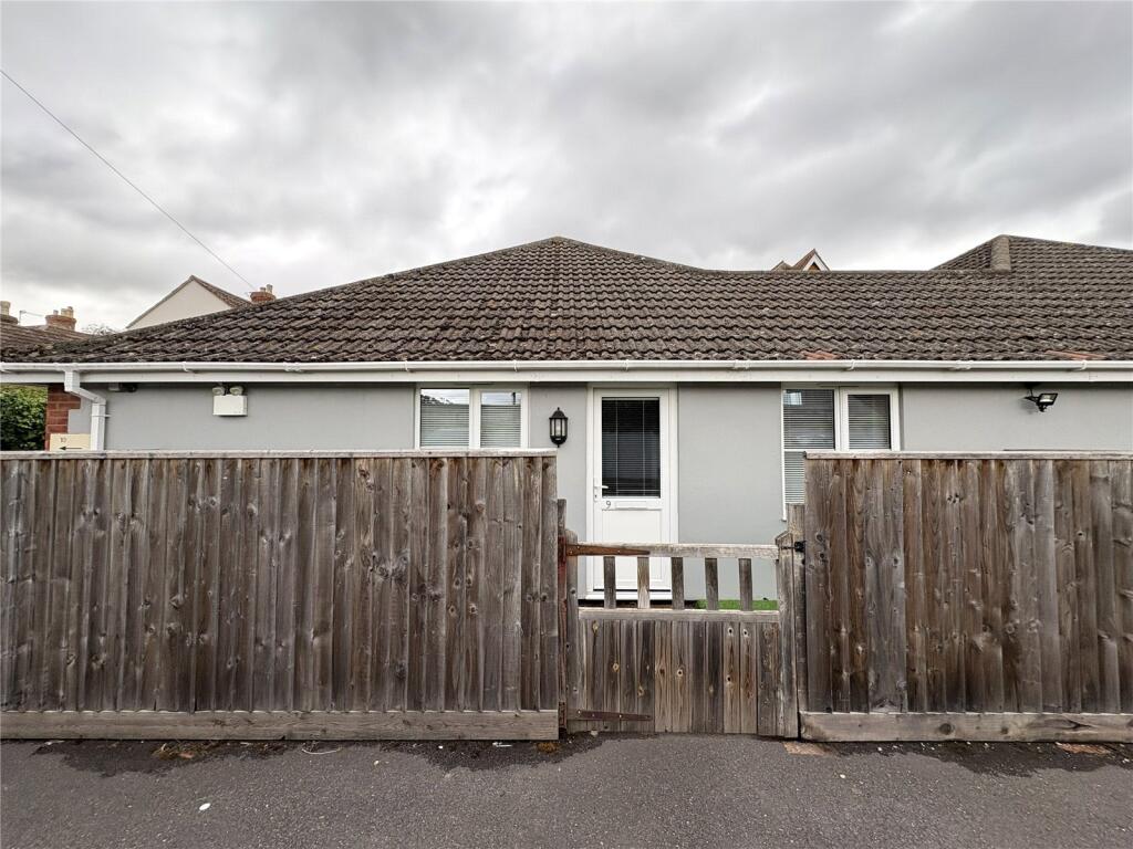 Main image of property: Northfield Lodge, 9-11 Northfield, Bridgwater, Somerset, TA6