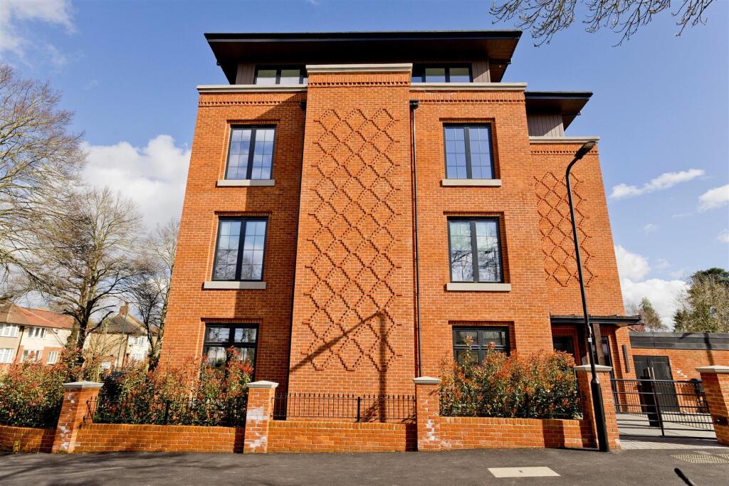 Main image of property: The Courtland, Whitehall Road
