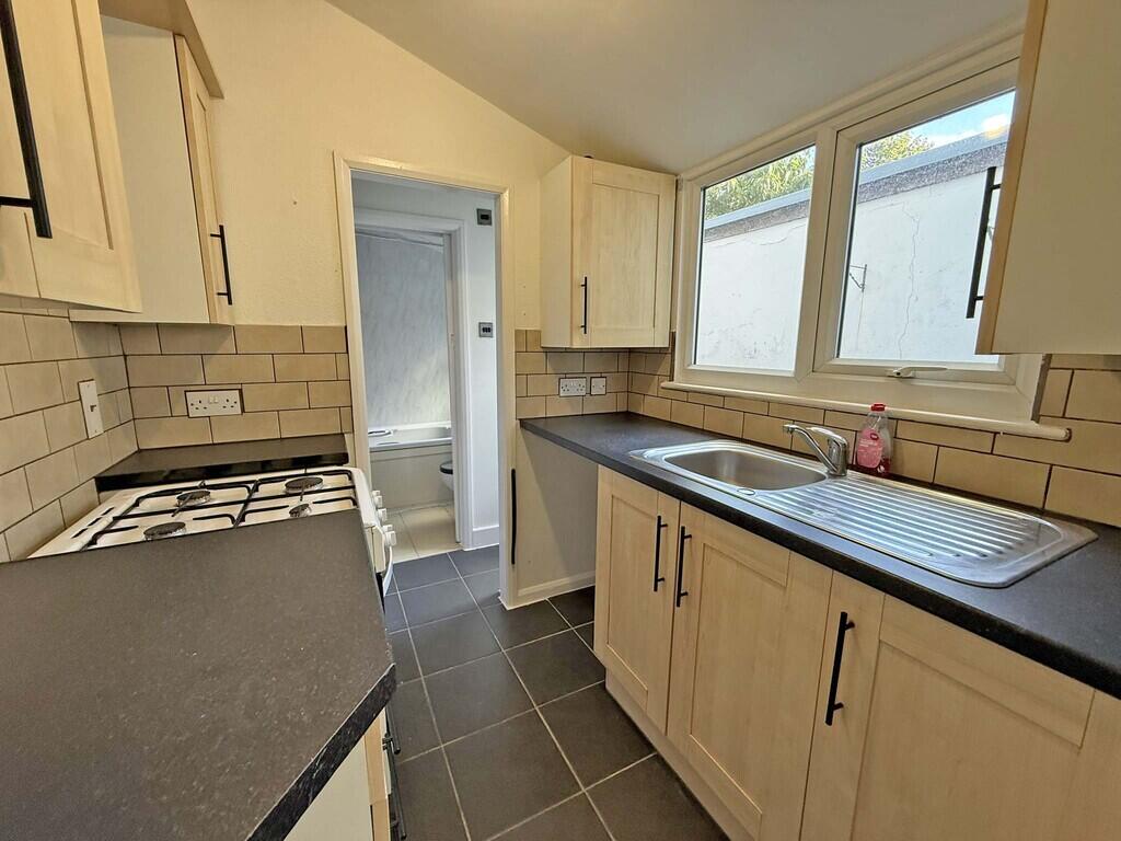 House in York - View 4