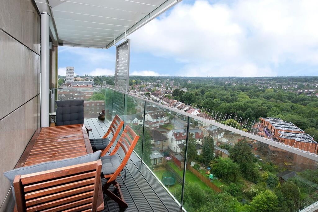 Apartment in London - View 5