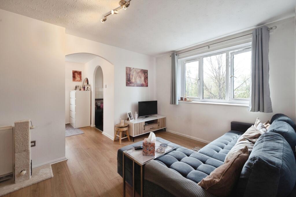 Apartment in London - View 4