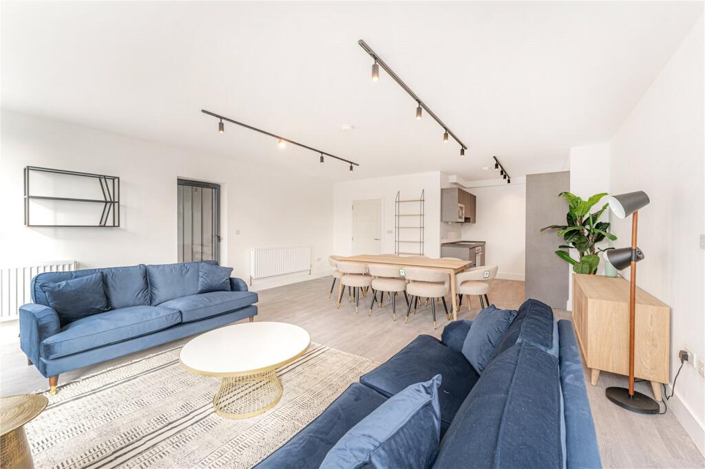 Main image of property: Great North Road, London, N2