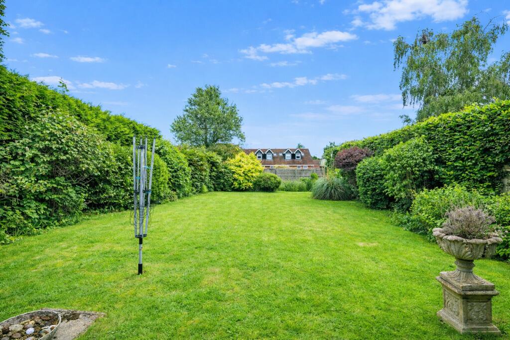 Additional image 13 of Barton Close, Harpenden, Hertfordshire, AL5