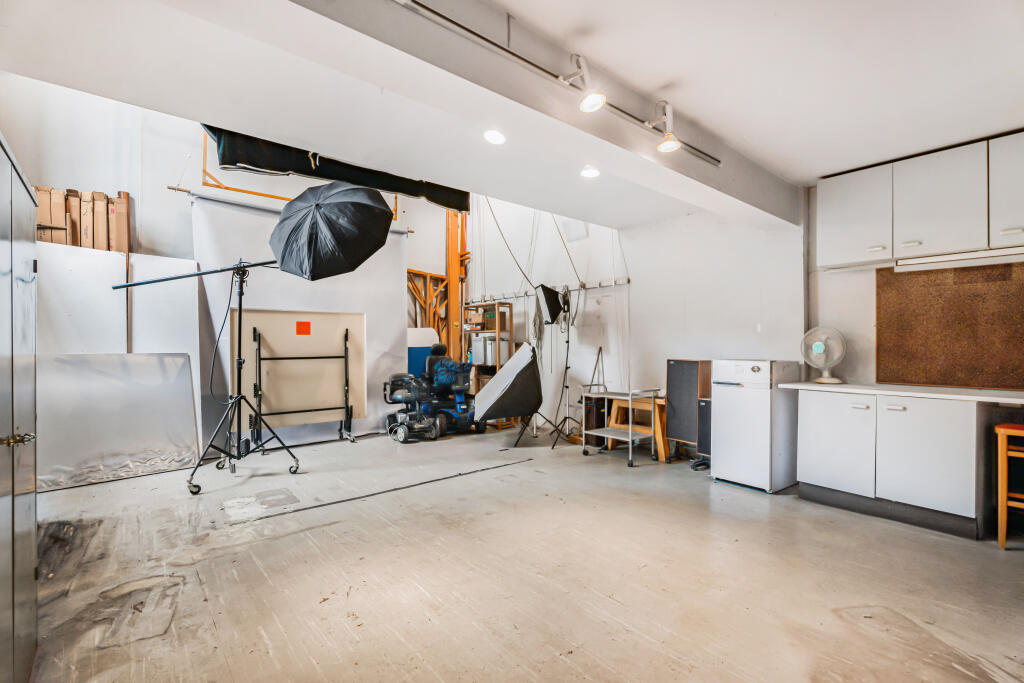 House in London - View 4