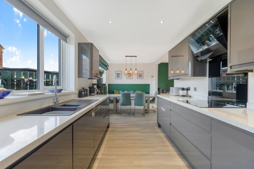 House in Newcastle upon Tyne - View 5