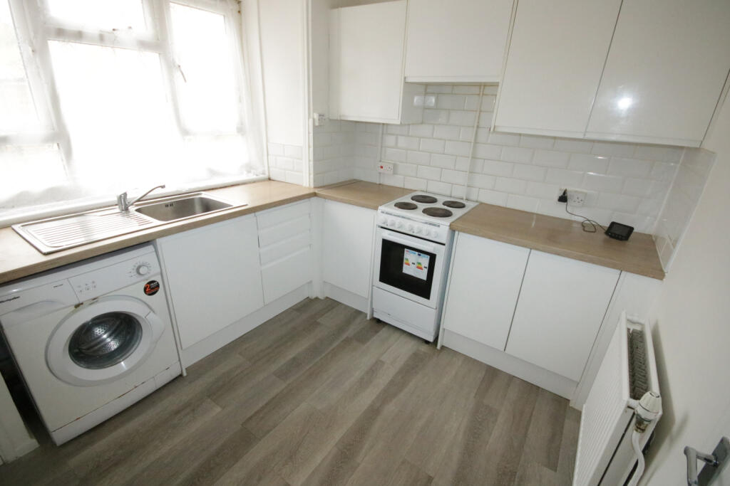 Apartment in London - View 5