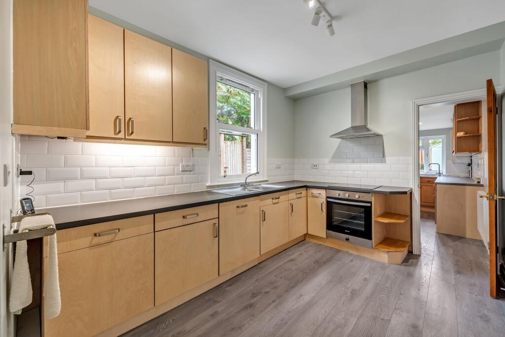 Downend Road, Fishponds, BS16 photo 3