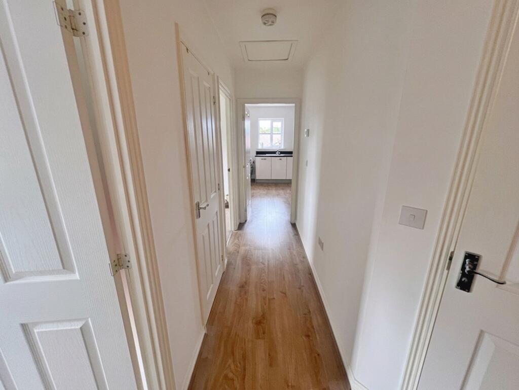 Apartment in Pen-y-ffordd, Flintshire - More
