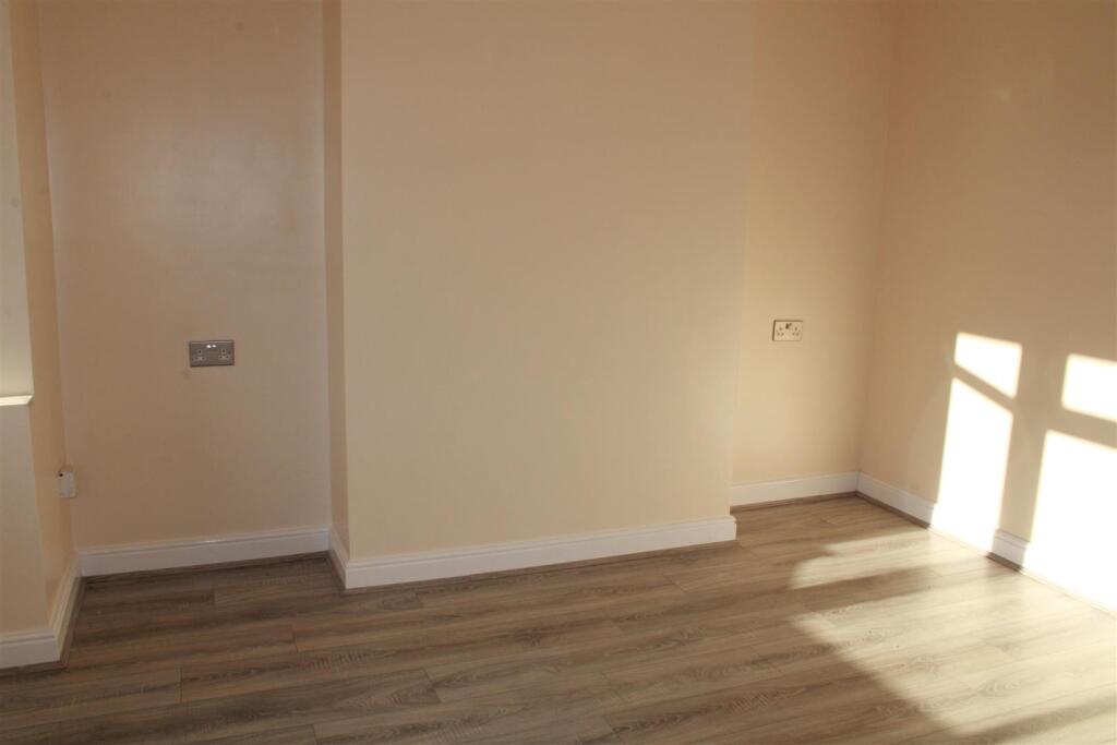 Additional image 18 of Carmodale Avenue