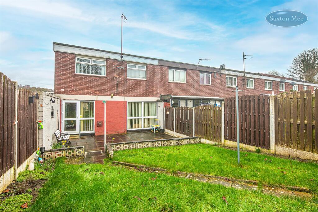 House in Sheffield, Winn Gardens, Wadsley - View 2